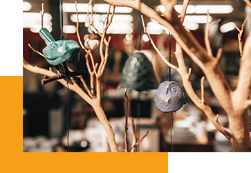 Ceramic birds on display at Kobo at Higo