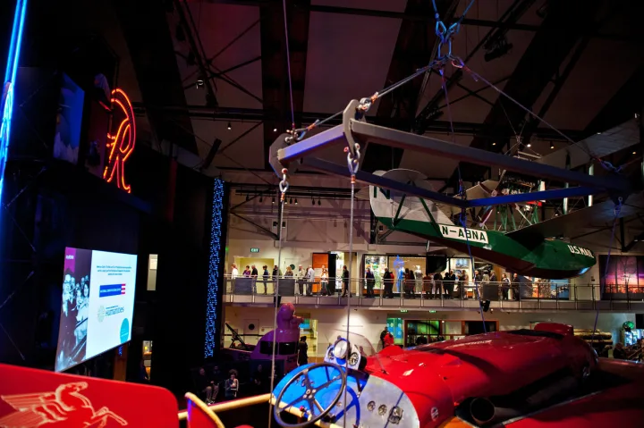 Museum of History & Industry (MOHAI)