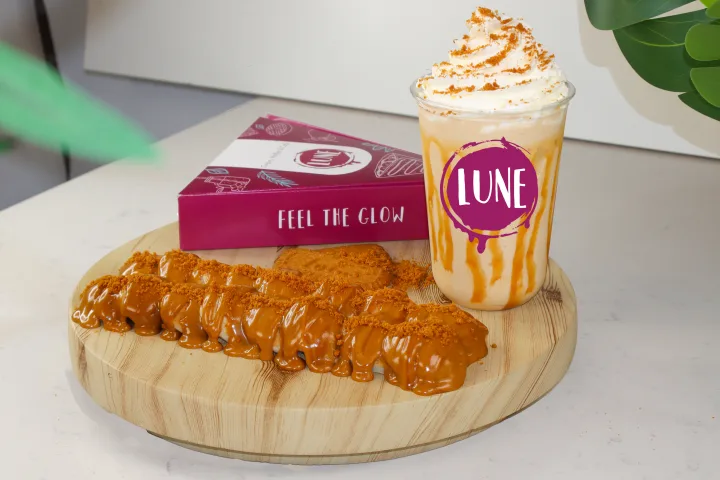 Lune Café
