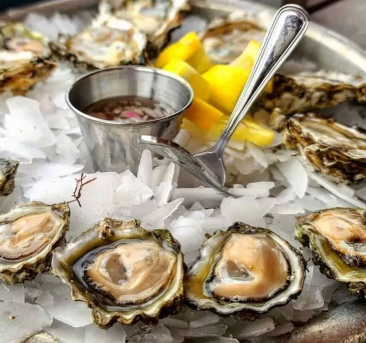 Taylor Shellfish Oyster Bar (Queen Anne)