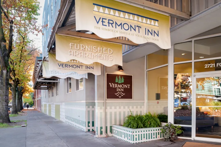 Vermont Inn Apartments