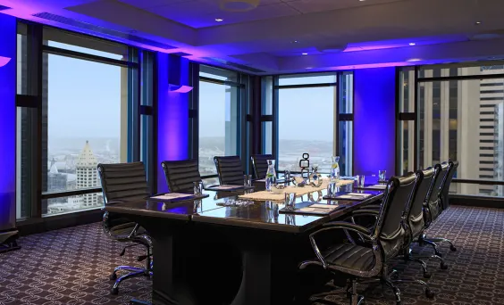 Vista Meeting Room 1120 x 680