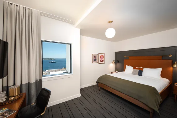 Water View Guestroom