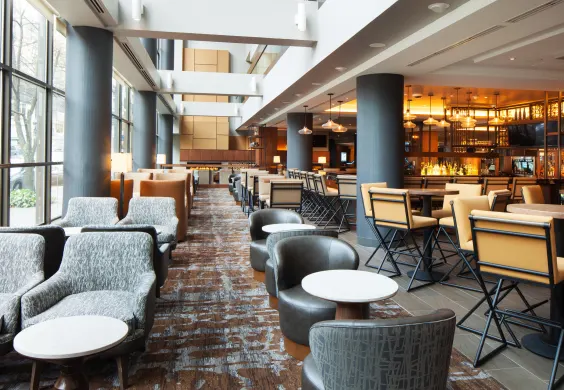 1900 Fifth Bar + Lounge