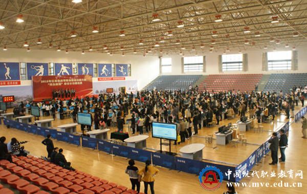 职业华亿国际文化传媒新人权益“走出去